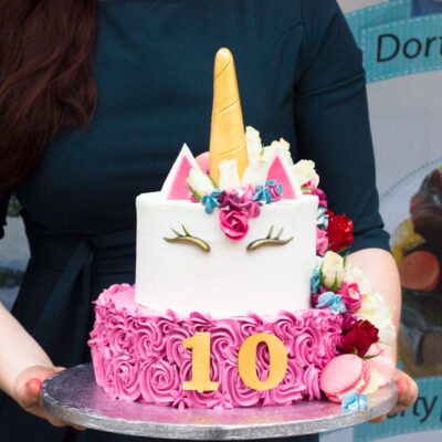 Dvoupatrový dětský dort na narozeniny Jednorožec 10 let (4 kg, 2800 kč)