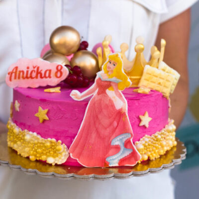 Dětský narozeninový dort  Princezna 7 (2 kg, 1900 kč)