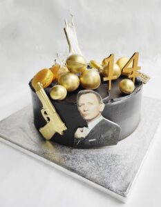 Dětský dort pro kluka "Bond 007" (3)