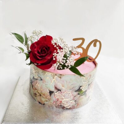 Narozeninový dort pro slečnu Love 7 (2,5 kg, 2200 kč)