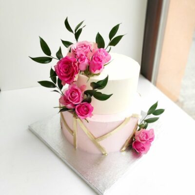Svatební dort Elegance 11 (5 kg, 4750 kč)