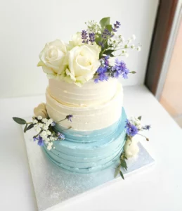 Svatební dort s květinami 4